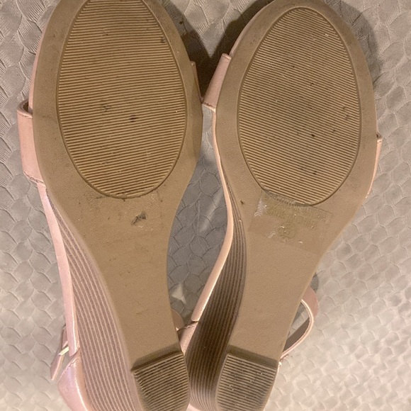 Charlotte Russe heels, light pink, size 6, small fracture - Picture 2 of 3